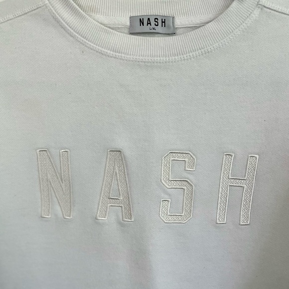 NASH White Women’s Sweatshirt, SZ L/XL EUC - Picture 2 of 2